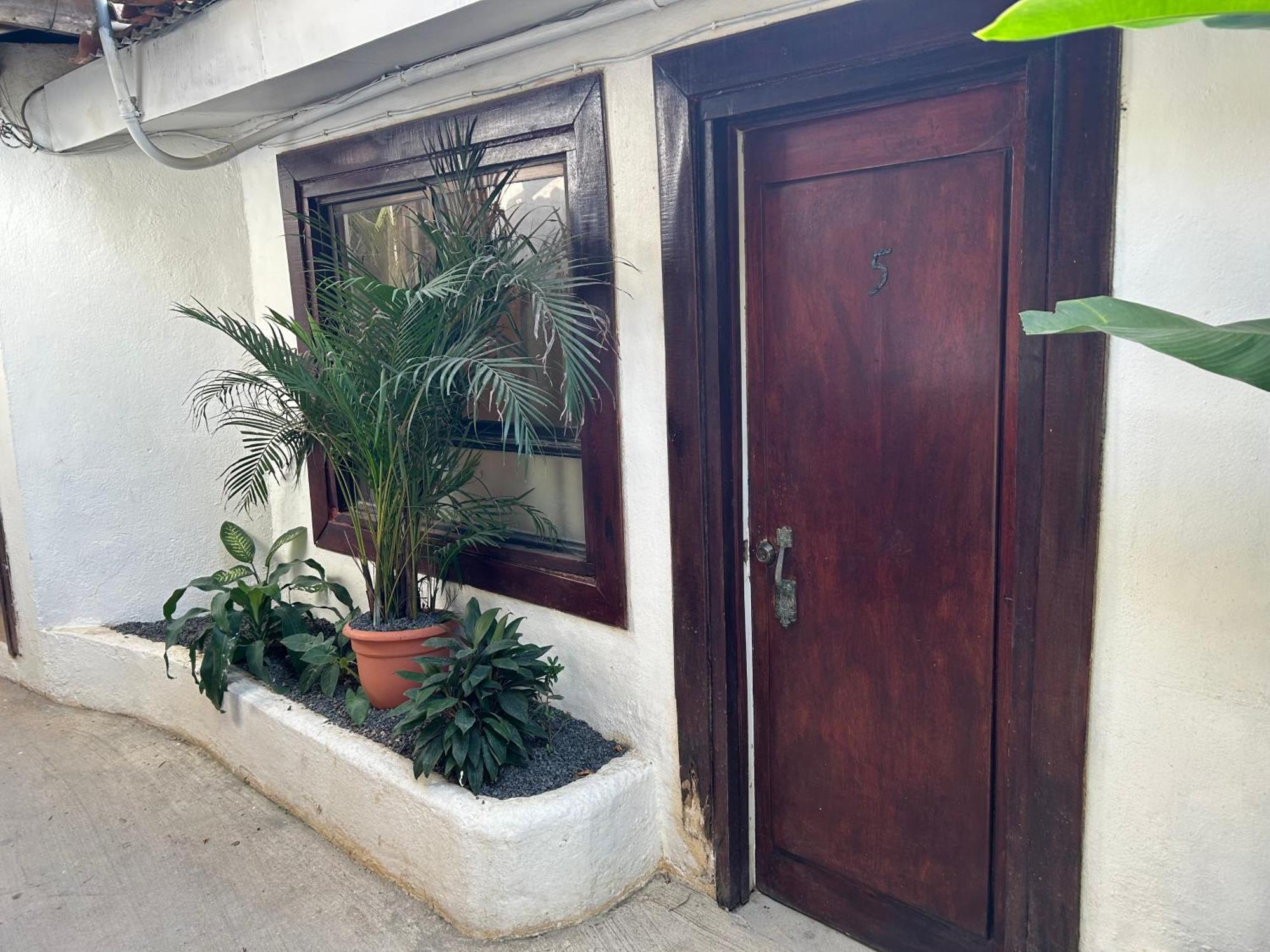 Pura Vida Hostel Tamarindo Exterior photo